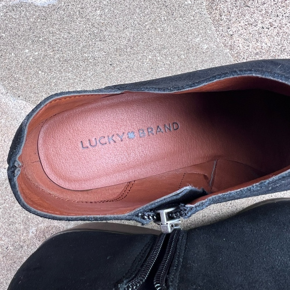 Lucky Brand Womens Fenley Ankle Boots Booties Black Suede Low Heel Zip 8.5M/39 - Picture 7 of 8